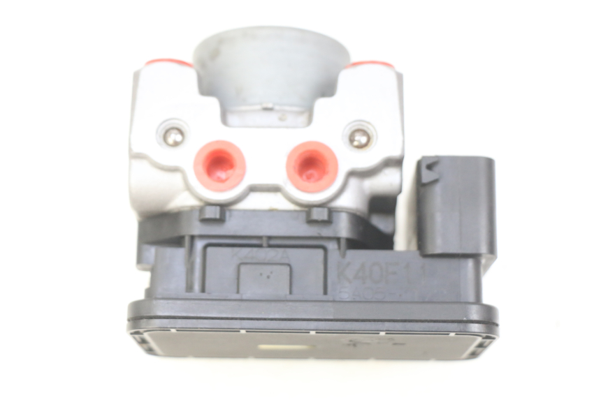 photo de ABS-POMP HONDA FORZA 125 (2015 - 2016) - Overzicht