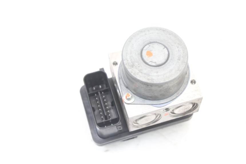 photo de ABS-POMP HONDA FORZA 125 (2021 - 2025) - Detail van het onderdeel