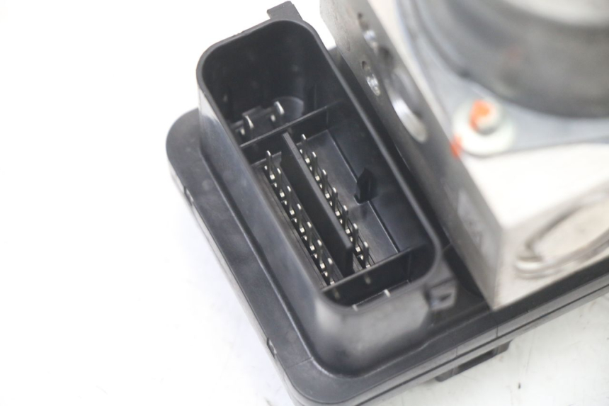 photo de ABS-POMP HONDA FORZA 125 (2021 - 2025) - Zoom op gebruiksstaat