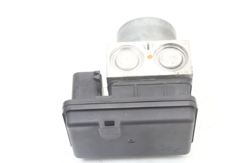 photo de ABS-POMP HONDA FORZA 125 (2021 - 2025) - Overzicht