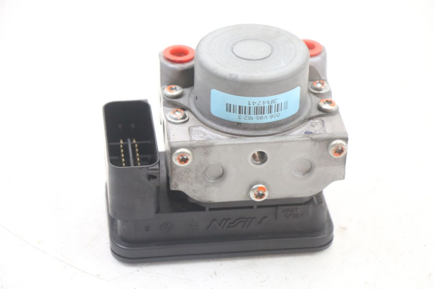 photo de ABS-POMP HONDA SH i 300 (2015 - 2020) - Hoofdaanzicht