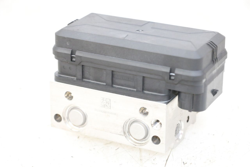 photo de ABS-POMP HUSQVARNA SVARTPILEN 401 (2018 - 2023) - Bevestigingspunten