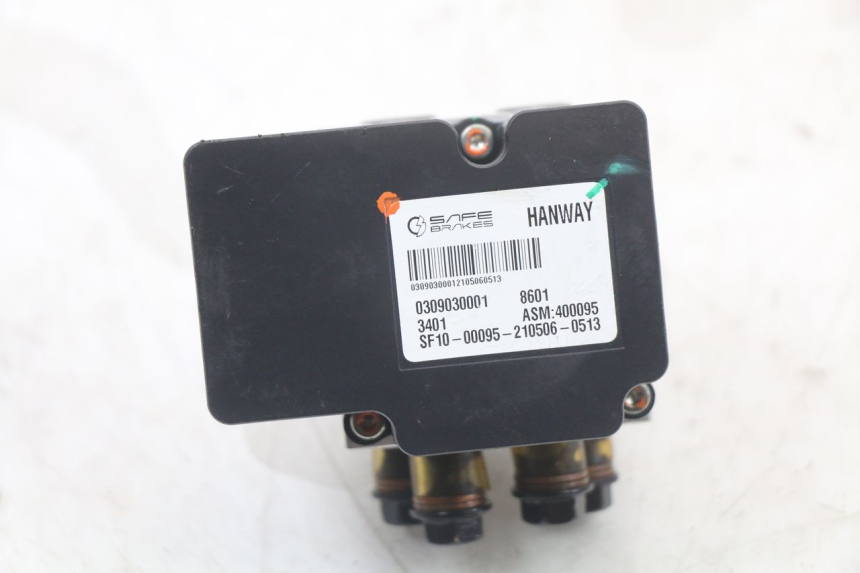 photo de ABS-POMP MASAI SCRAMBLER SPORT 125 (2021 - 2025) - Bevestigingspunten