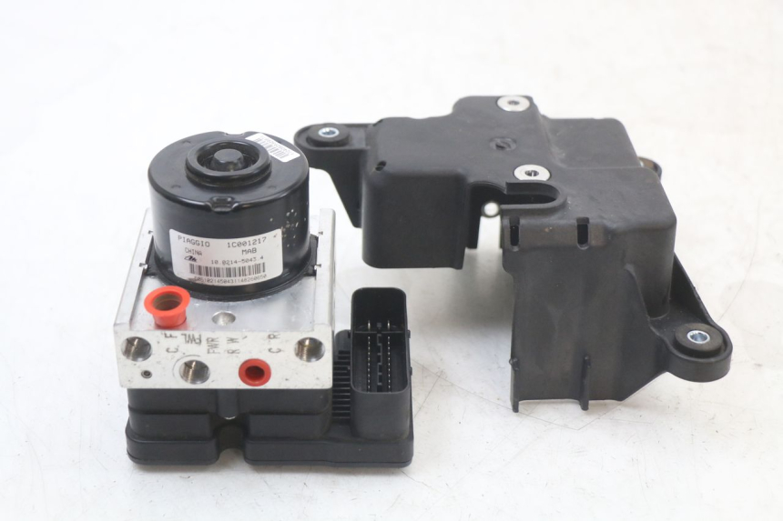 photo de ABS-POMP PIAGGIO MP3 HPE 350 (2018 - 2020) - Hoofdaanzicht