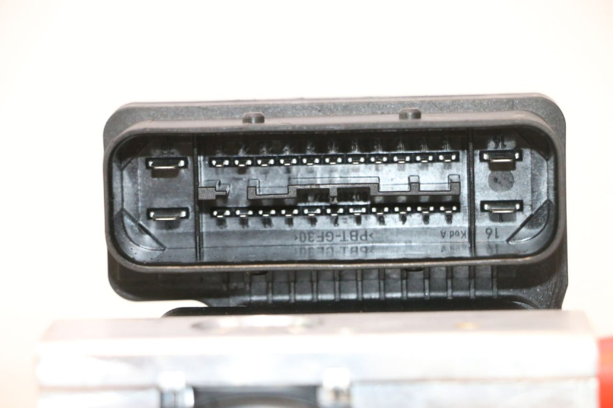 photo de ABS-POMP PIAGGIO MP3 HPE 530 (2022 - 2026) - Markeringen en referenties