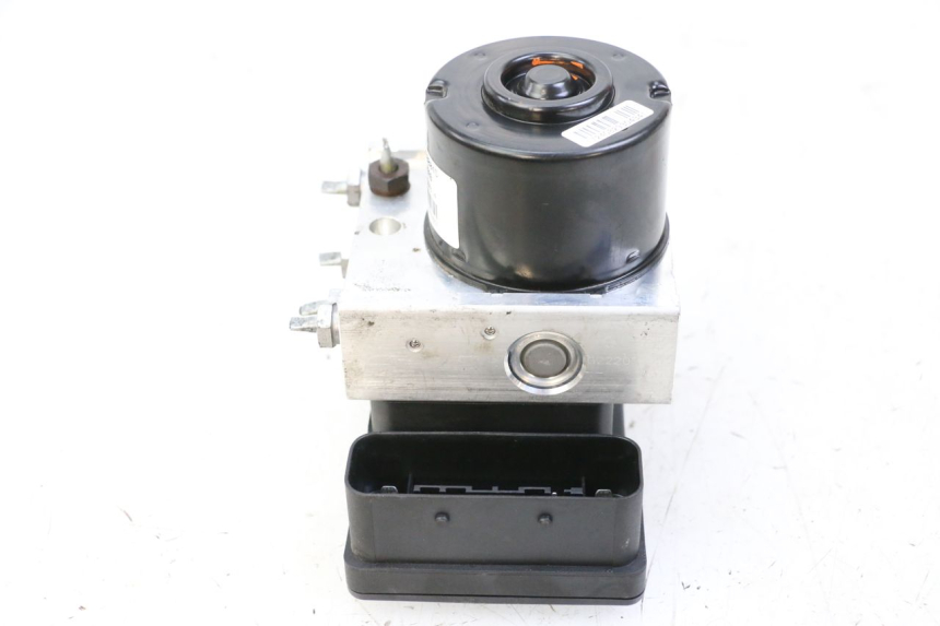 photo de ABS-POMP PIAGGIO MP3 500 (2014 - 2017) - Detailaanzicht