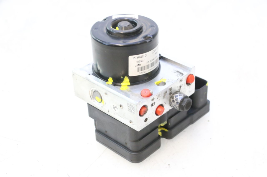 photo de ABS-POMP PIAGGIO MP3 500 (2016 - 2018) - Hoofdaanzicht