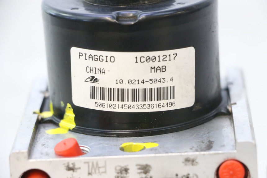 photo de ABS-POMP PIAGGIO MP3 500 (2016 - 2018) - Detailaanzicht