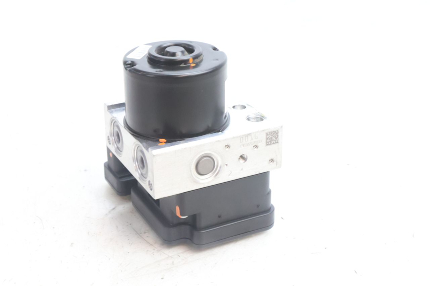 photo de ABS-POMP PIAGGIO MP3 500 (2016 - 2018) - Bevestigingspunten