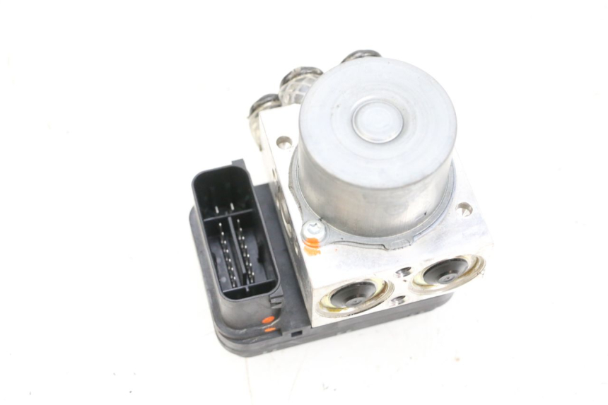 photo de ABS-POMP YAMAHA MT-07 MT07 ABS 700 (2018 - 2020) - Detail van het onderdeel