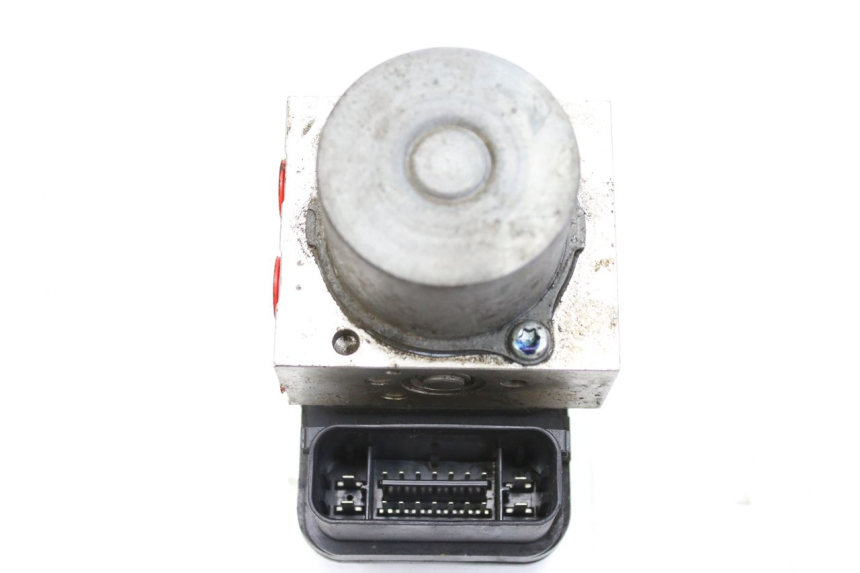 photo de ABS-POMP YAMAHA MT-07 MT07 700 (2018 - 2020) - Zoom op gebruiksstaat