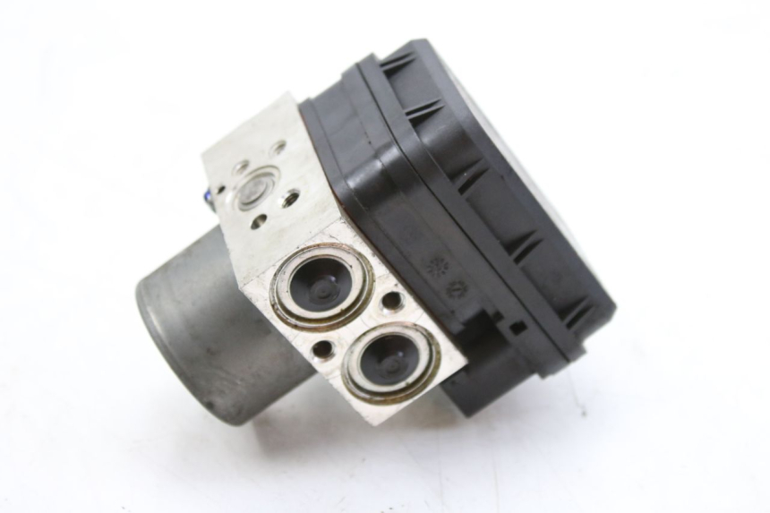 photo de ABS-POMP YAMAHA MT-07 MT07 700 (2018 - 2020) - Technische close-up