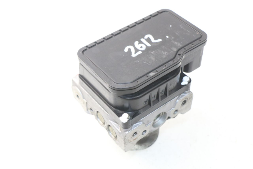 photo de ABS-POMP HONDA NSS EX FORZA 250 (2005 - 2013) - Andere kijkhoek