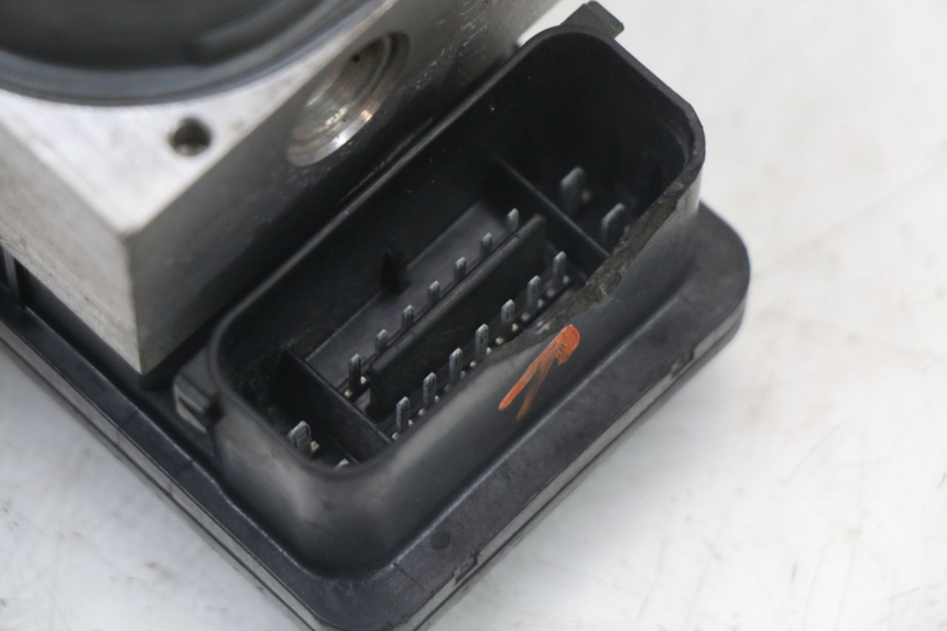 photo de ABS-POMP PEUGEOT BELVILLE 125 (2017 - 2021) - Andere kijkhoek