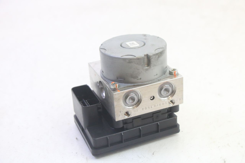 photo de ABS-POMP BMW R GS 1250 (2021 - 2024) - Zoom op gebruiksstaat