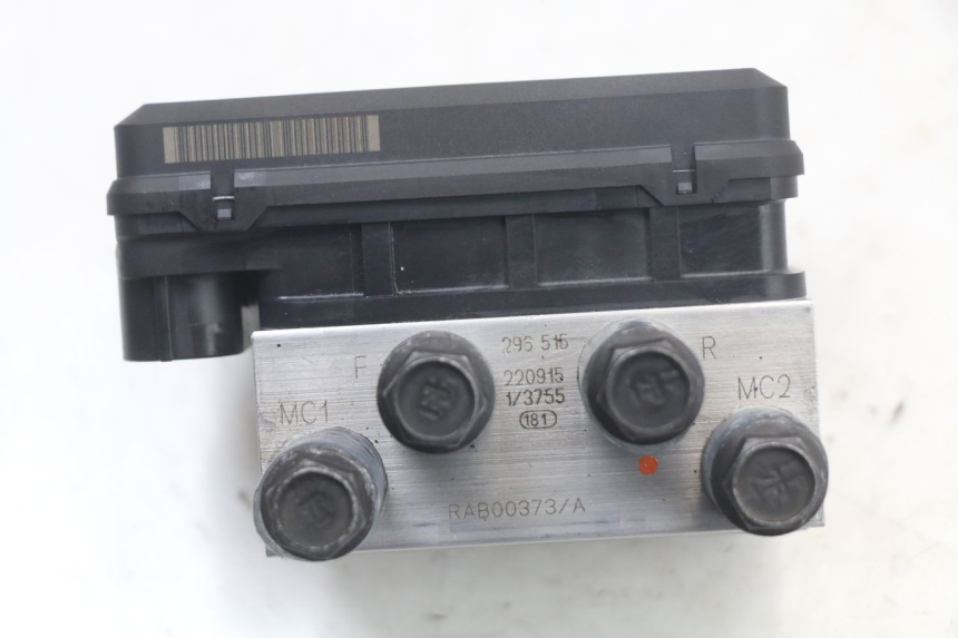 photo de ABS-POMP ROYAL ENFIELD CONTINENTAL GT 650 (2019 - 2024) - Hoofdaanzicht