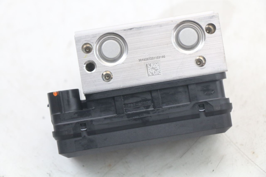 photo de ABS-POMP ROYAL ENFIELD CONTINENTAL GT 650 (2019 - 2024) - Overzicht