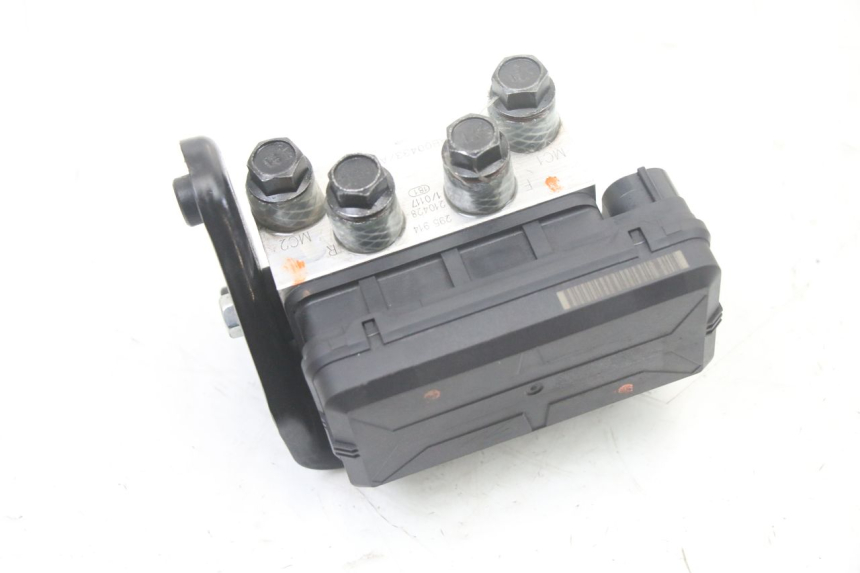 photo de ABS-POMP ROYAL ENFIELD HYMALAYAN 410 (2016 - 2023) - Andere kijkhoek