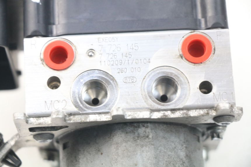 photo de ABS-POMP BMW S RR ABS S1000RR 1000 (2009 - 2011) - Andere kijkhoek