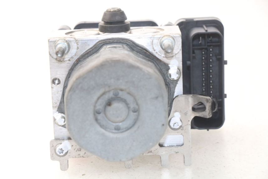 photo de ABS-POMP BMW S RR ABS S1000RR 1000 (2009 - 2011) - Markeringen en referenties