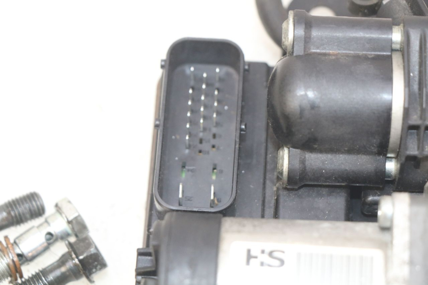 photo de ABS-POMP PEUGEOT SATELIS 125 (2010 - 2012) - Overzicht