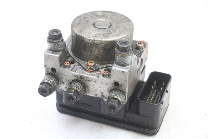 photo de ABS-POMP PEUGEOT SATELIS 125 (2013 - 2018) - Hoofdaanzicht