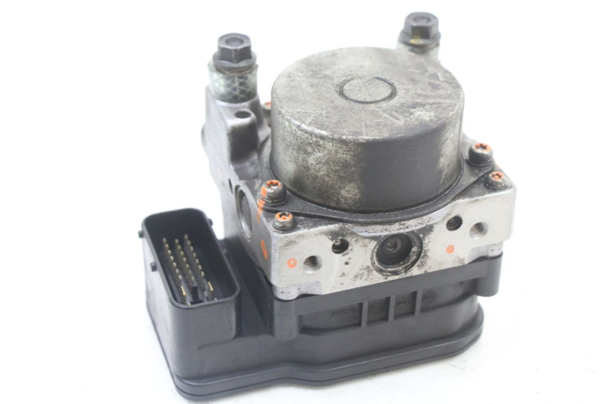 photo de ABS-POMP PEUGEOT SATELIS 125 (2013 - 2018) - Andere kijkhoek