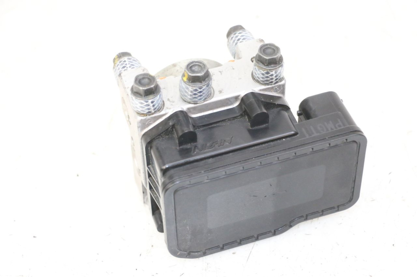 photo de ABS-POMP PEUGEOT SATELIS 125 (2013 - 2018) - Bevestigingspunten