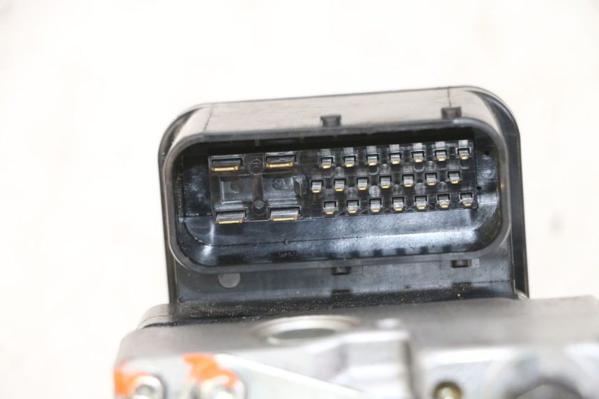 photo de ABS-POMP PEUGEOT SATELIS 125 (2013 - 2018) - Gecontroleerd onderdeel