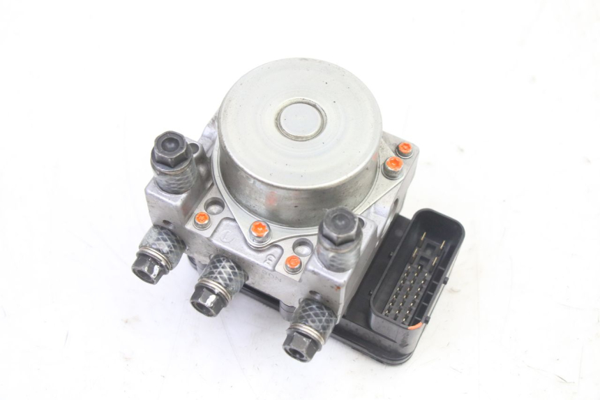 photo de ABS-POMP PEUGEOT SATELIS 125 (2013 - 2018) - Detail van het onderdeel