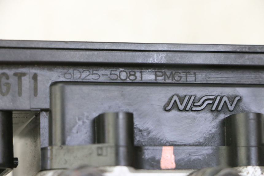 photo de ABS-POMP PEUGEOT SATELIS 125 (2013 - 2018) - Andere kijkhoek