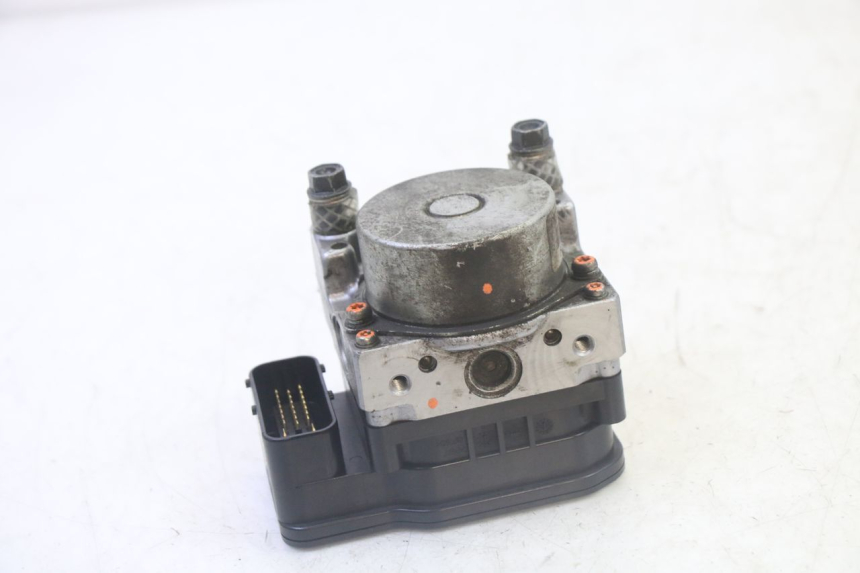 photo de ABS-POMP PEUGEOT SATELIS 125 (2013 - 2018) - Hoofdaanzicht