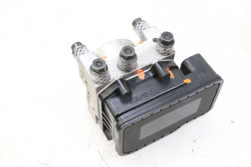 photo de ABS-POMP PEUGEOT SATELIS 125 (2013 - 2018) - Markeringen en referenties