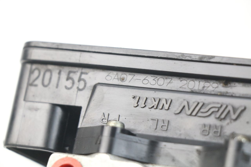 photo de ABS-POMP TRIUMPH SPRINT ST ABS 1050 (2005 - 2007) - Andere kijkhoek