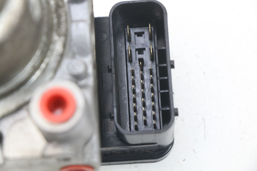 photo de ABS-POMP TRIUMPH SPRINT ST ABS 1050 (2005 - 2007) - Staat van het oppervlak