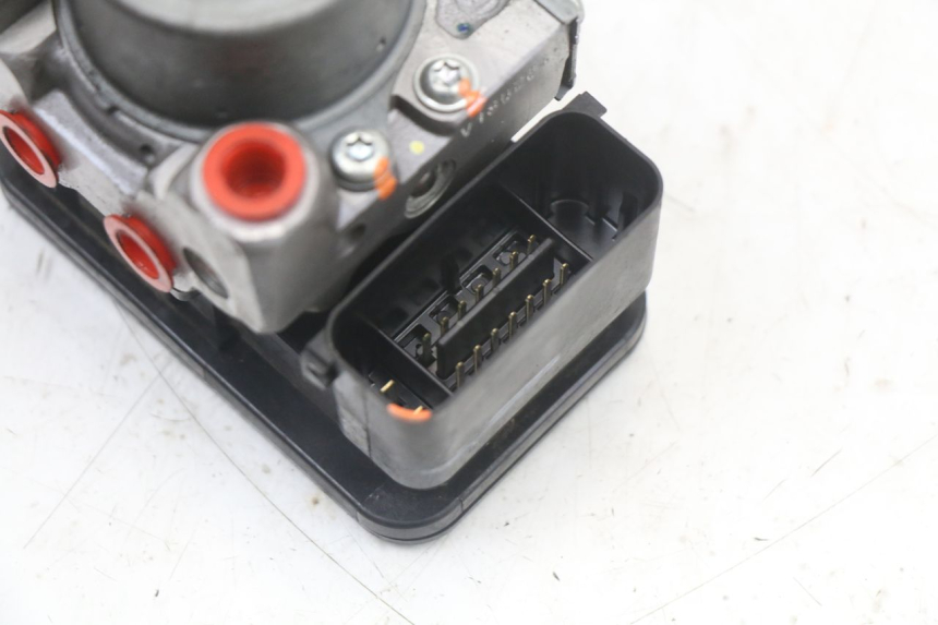 photo de ABS-POMP SUZUKI BURGMAN 125 (2018 - 2021) - Overzicht