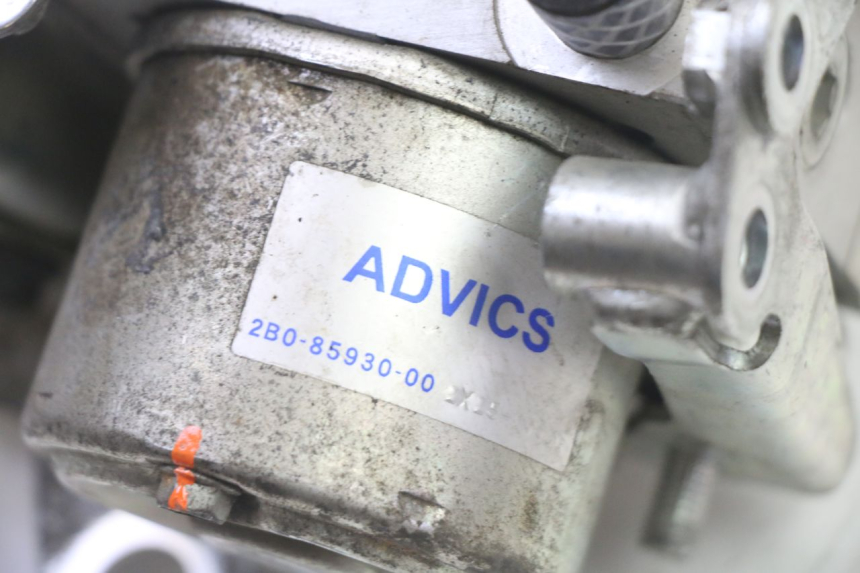 photo de ABS-POMP YAMAHA TDM ABS 900 (2002 - 2014) - Zoom op gebruiksstaat