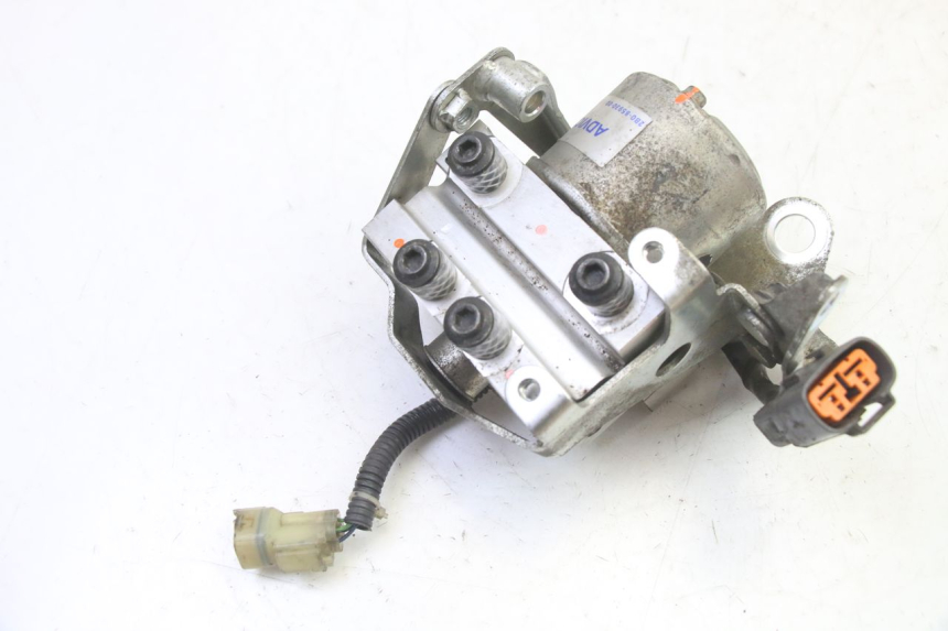 photo de ABS-POMP YAMAHA TDM ABS 900 (2002 - 2014) - Technische close-up