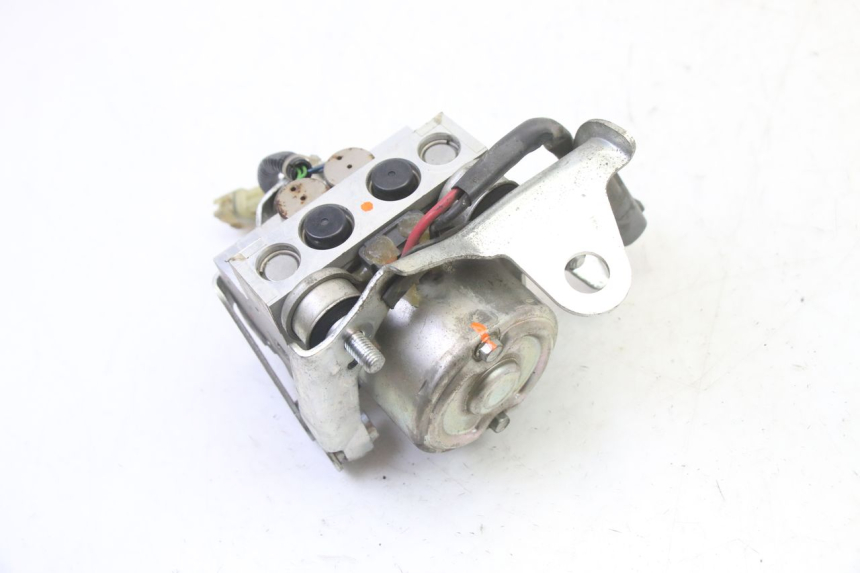 photo de ABS-POMP YAMAHA TDM ABS 900 (2002 - 2014) - Staat van het oppervlak