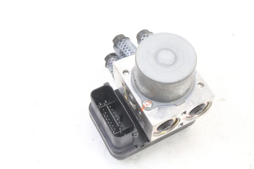 photo de ABS-POMP YAMAHA TRACER 7 700 (2020 - 2024) - Bevestigingspunten