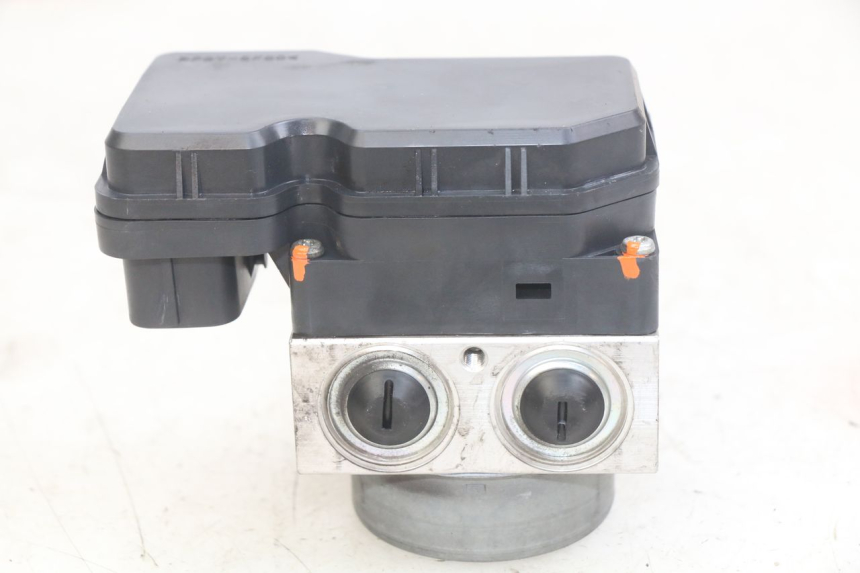 photo de ABS-POMP YAMAHA X-MAX XMAX 125 (2010 - 2013) - Technische close-up