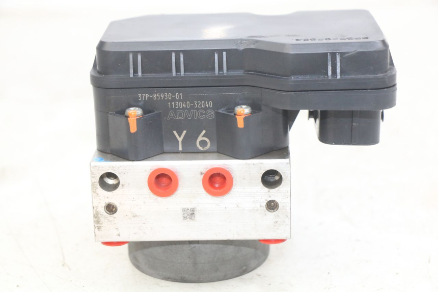 photo de ABS-POMP YAMAHA X-MAX XMAX 125 (2010 - 2013) - Staat van het oppervlak