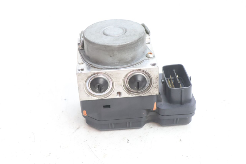 photo de ABS-POMP YAMAHA X-MAX XMAX 125 (2010 - 2013) - Staat van het oppervlak