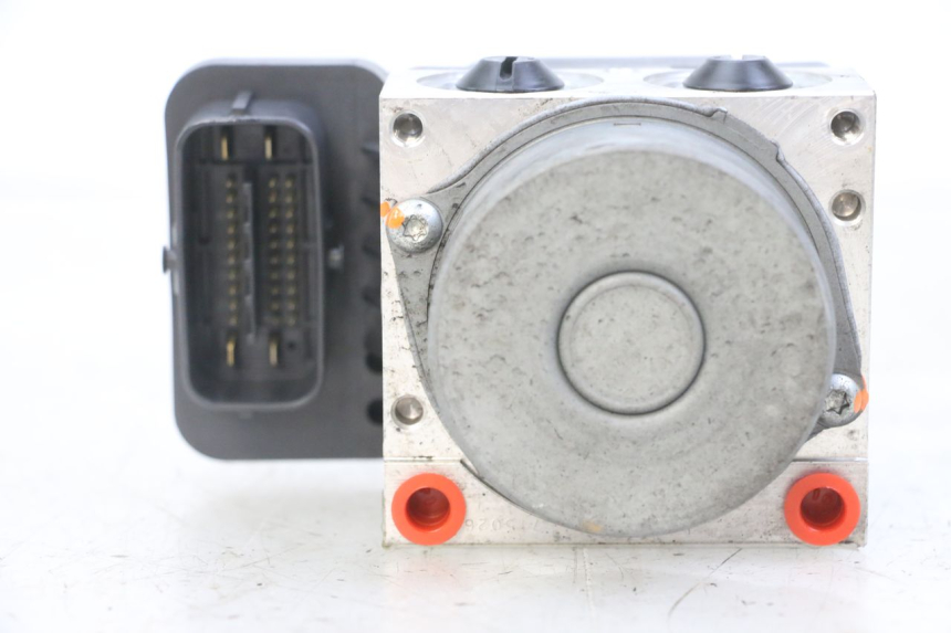 photo de ABS-POMP YAMAHA XJ6 ABS 600 (2008 - 2016) - Technische close-up