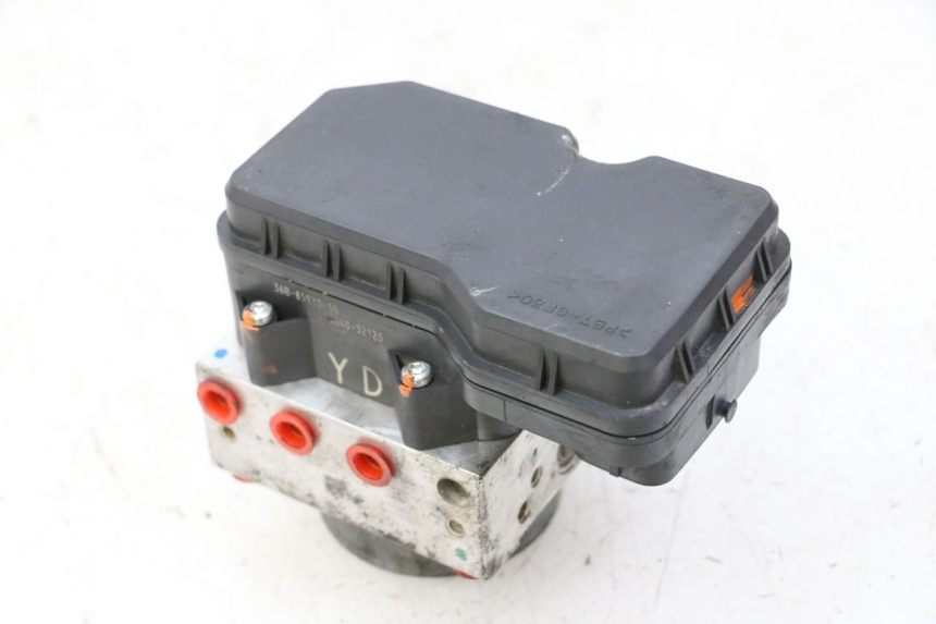 photo de ABS-POMP YAMAHA XJ6 ABS 600 (2008 - 2016) - Kenmerkende details