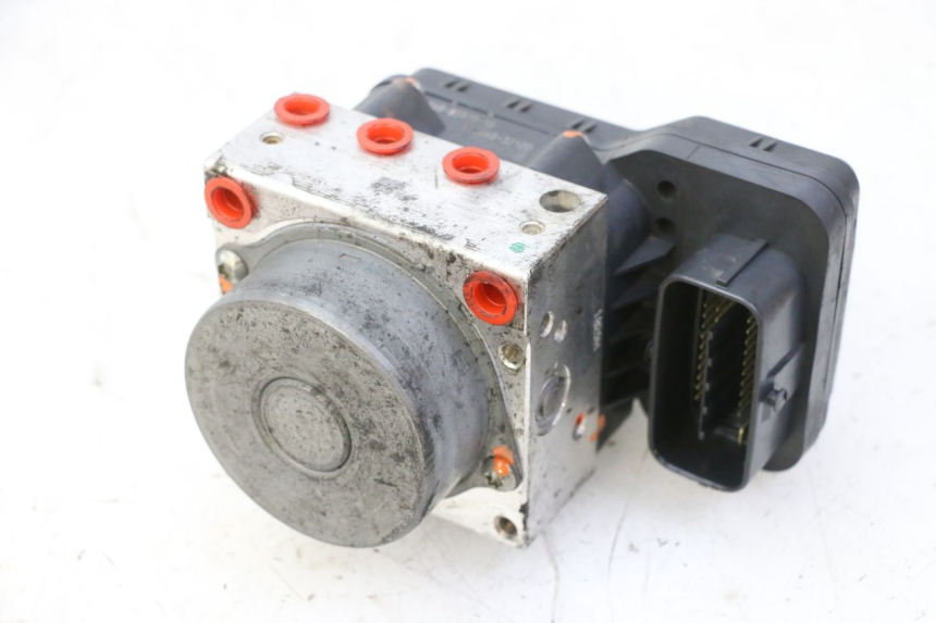 photo de ABS-POMP YAMAHA XJ6 ABS 600 (2008 - 2016) - Overzicht