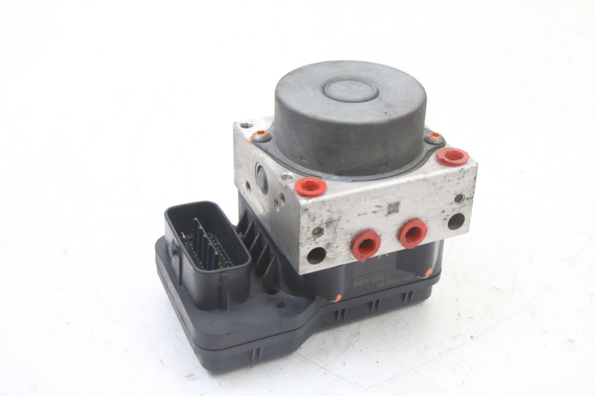 photo de ABS-POMP YAMAHA X-MAX XMAX ABS 250 (2010 - 2014) - Hoofdaanzicht