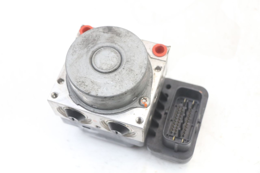 photo de ABS-POMP YAMAHA XJ6 ABS 600 (2008 - 2016) - Detail van het onderdeel