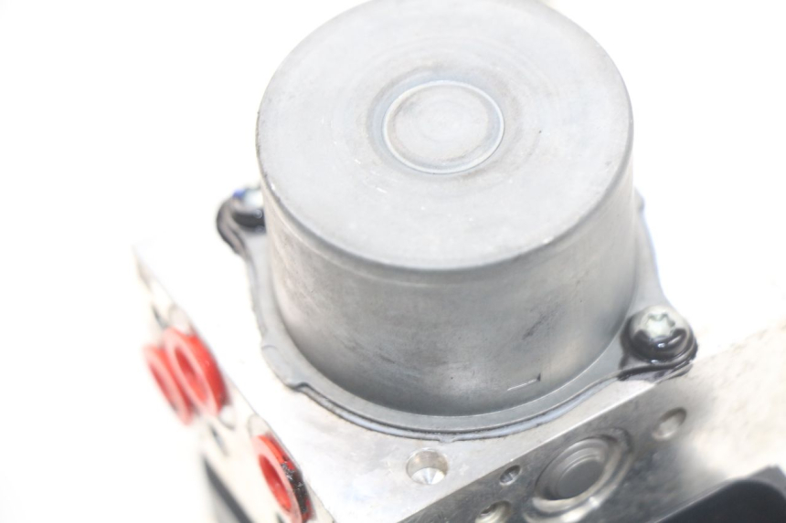 photo de ABS-POMP YAMAHA YP T-MAX TMAX 530 (2017 - 2020) - Overzicht