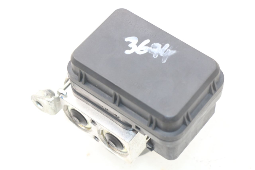 photo de ABS-POMP YAMAHA YP T-MAX TMAX 530 (2017 - 2020) - Bevestigingspunten